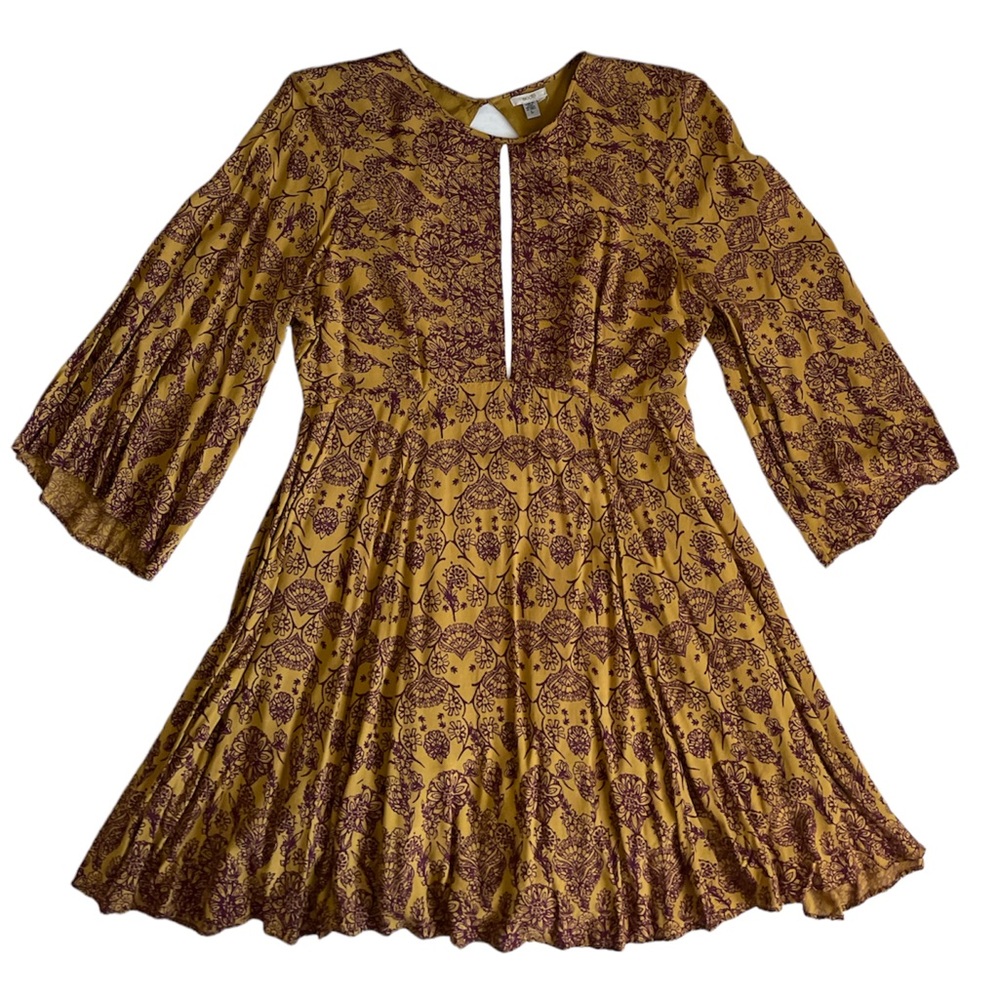 56. Ecoté Earth Yellow & Burgundy Bell Sleeve Peep Front & Back Dress